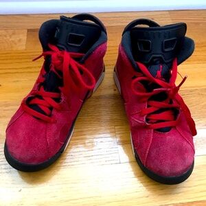 Air Jordan size 1.5 US red leather upper, black tongue and characteristic logos